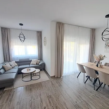 Apartmant Antonija טרוגיר