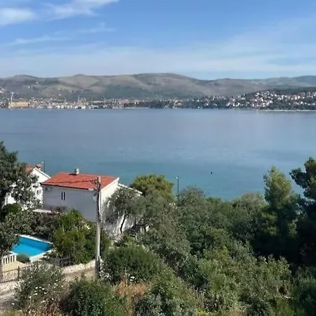Apartmant Antonija דירה טרוגיר